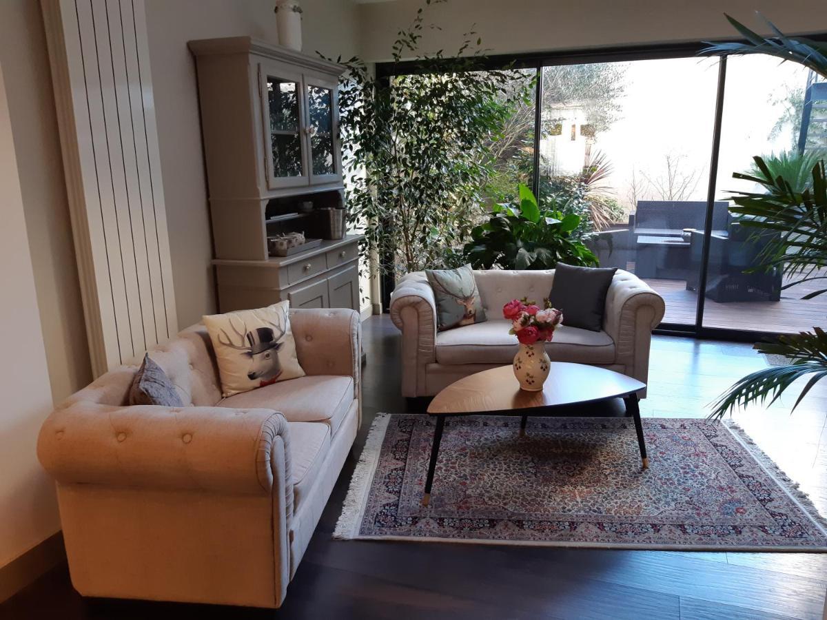 La Glycine Blanche Otel Pomas Dış mekan fotoğraf